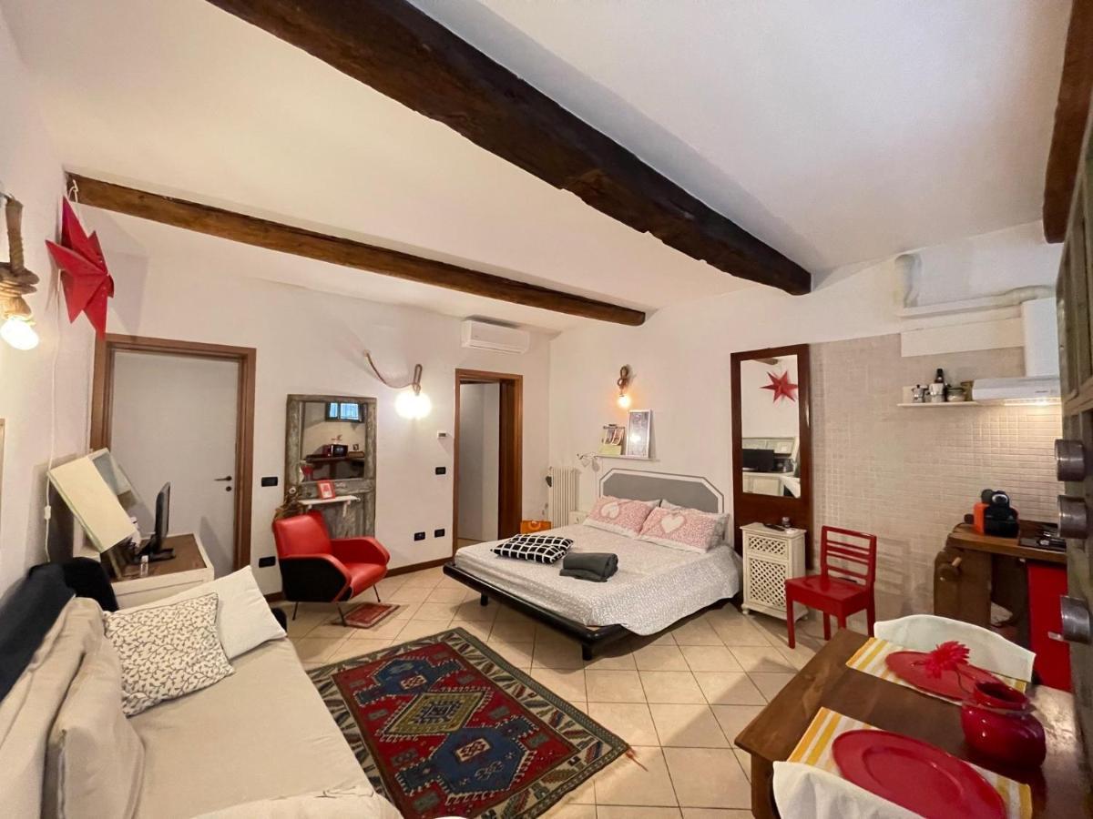 La Casa Degli Zii Apartment แฟร์รารา ภายนอก รูปภาพ