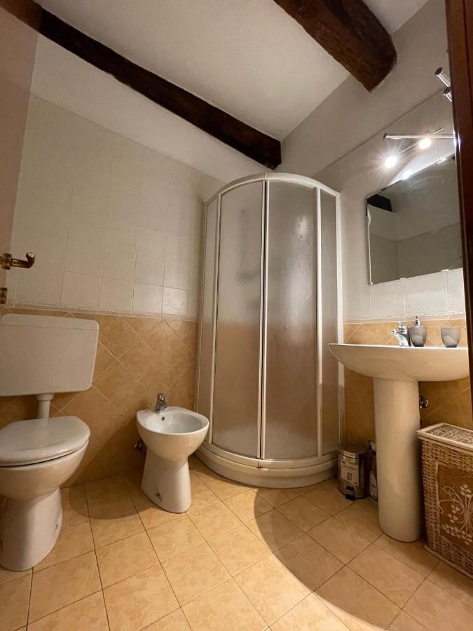 La Casa Degli Zii Apartment แฟร์รารา ภายนอก รูปภาพ