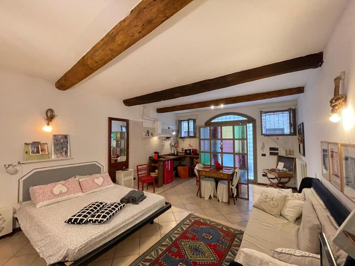 La Casa Degli Zii Apartment แฟร์รารา ภายนอก รูปภาพ